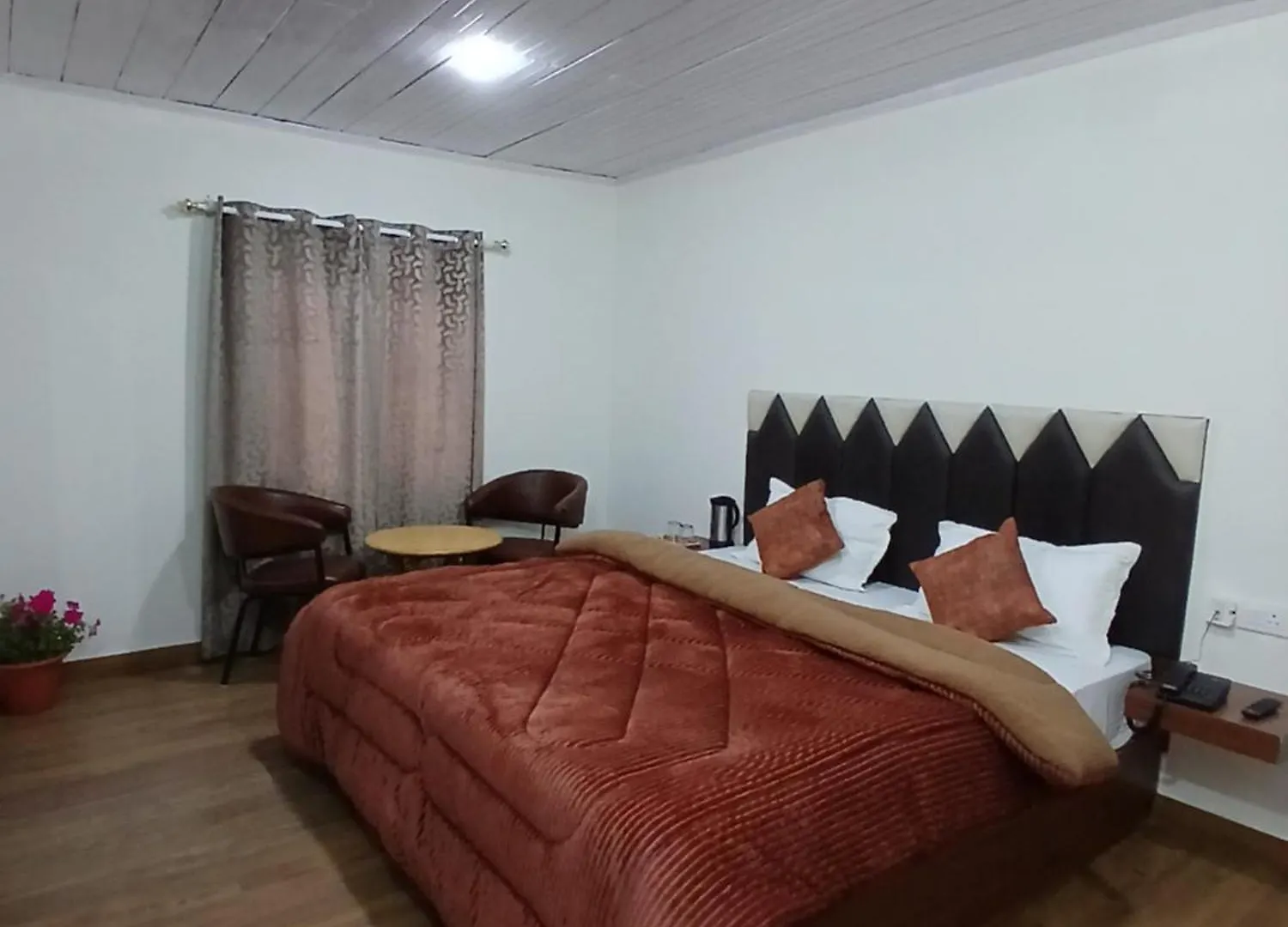 Bhumi Retreat Cottages シムラー 0*,  インド