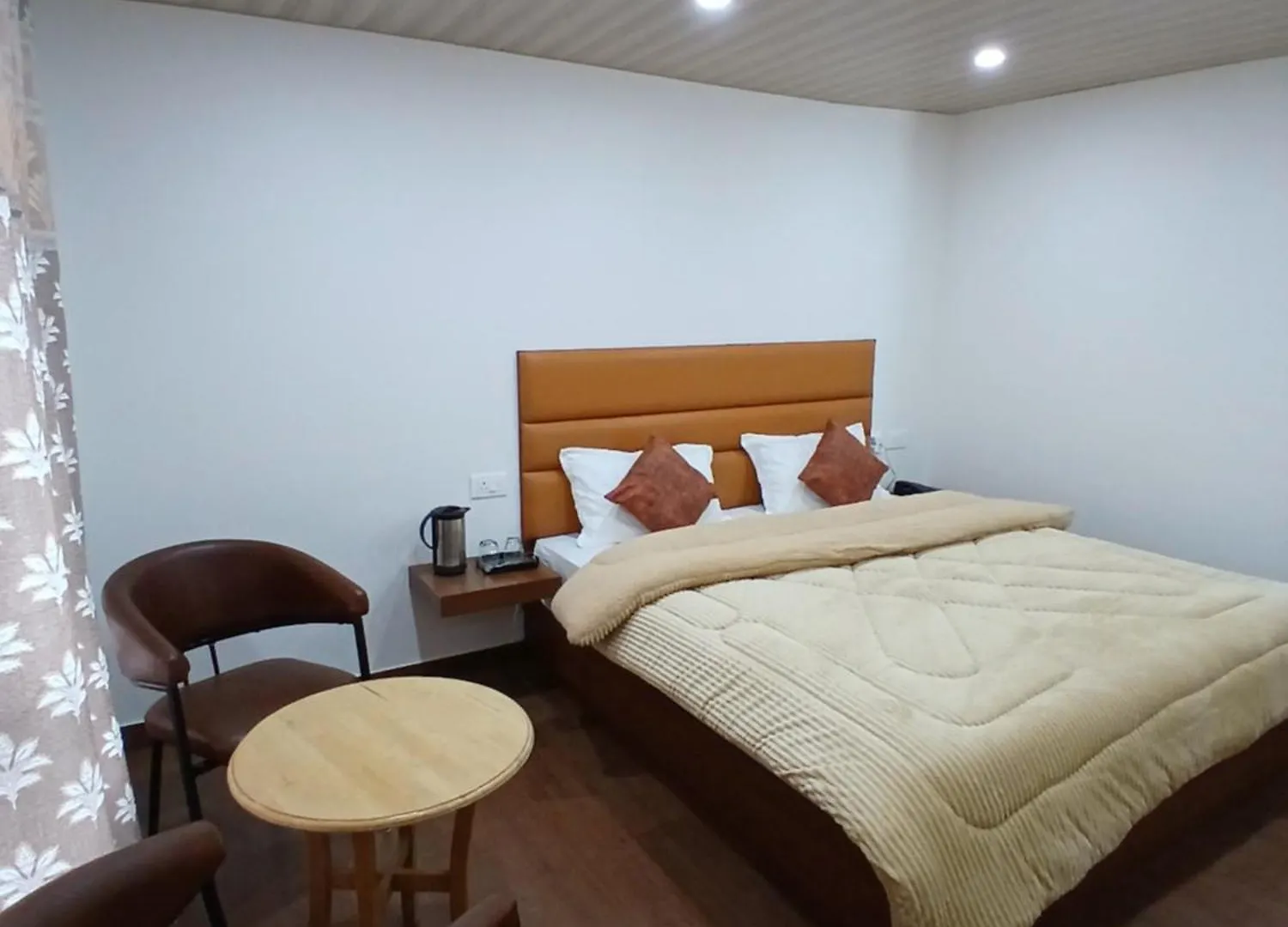 ホームステイ Bhumi Retreat Cottages シムラー